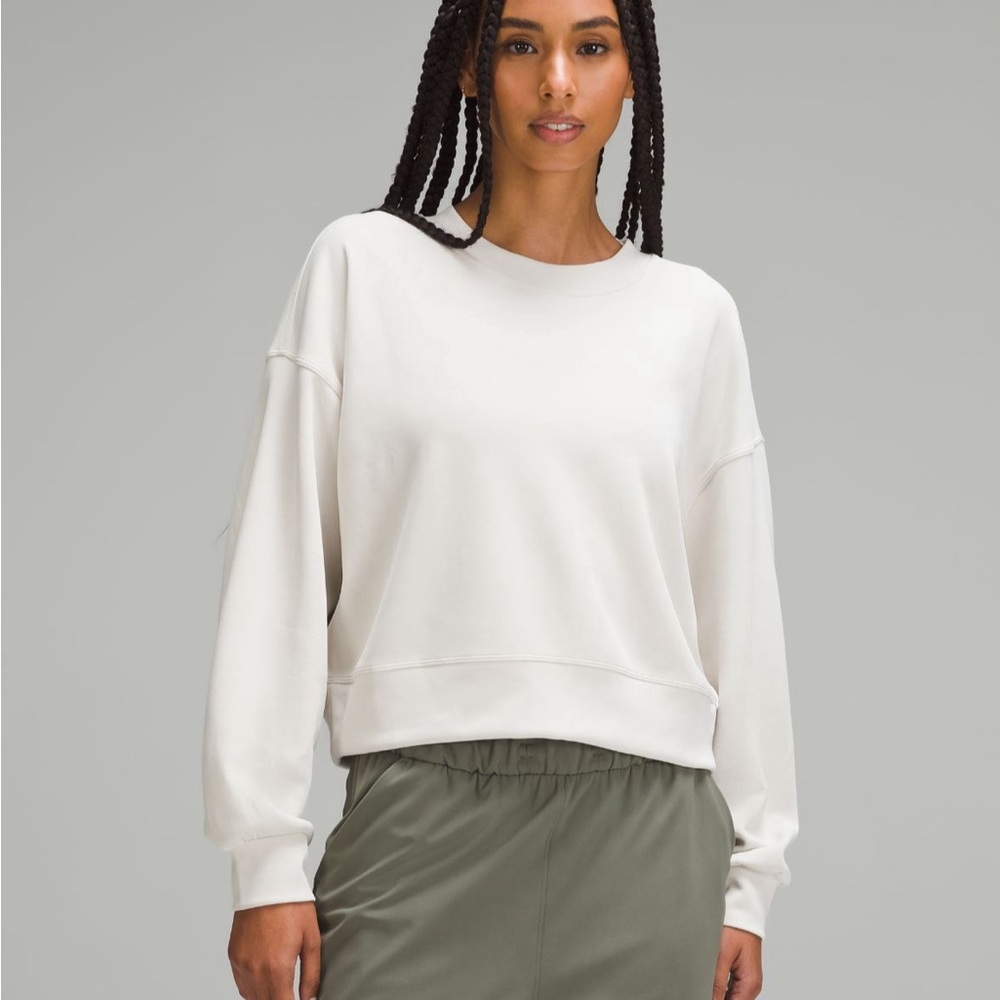 Lululemon Softstreme Perfectly Oversized Cropped Crew in Cream